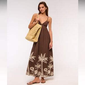 Bra-Free Clasp-Back Flowy Maxi Dress